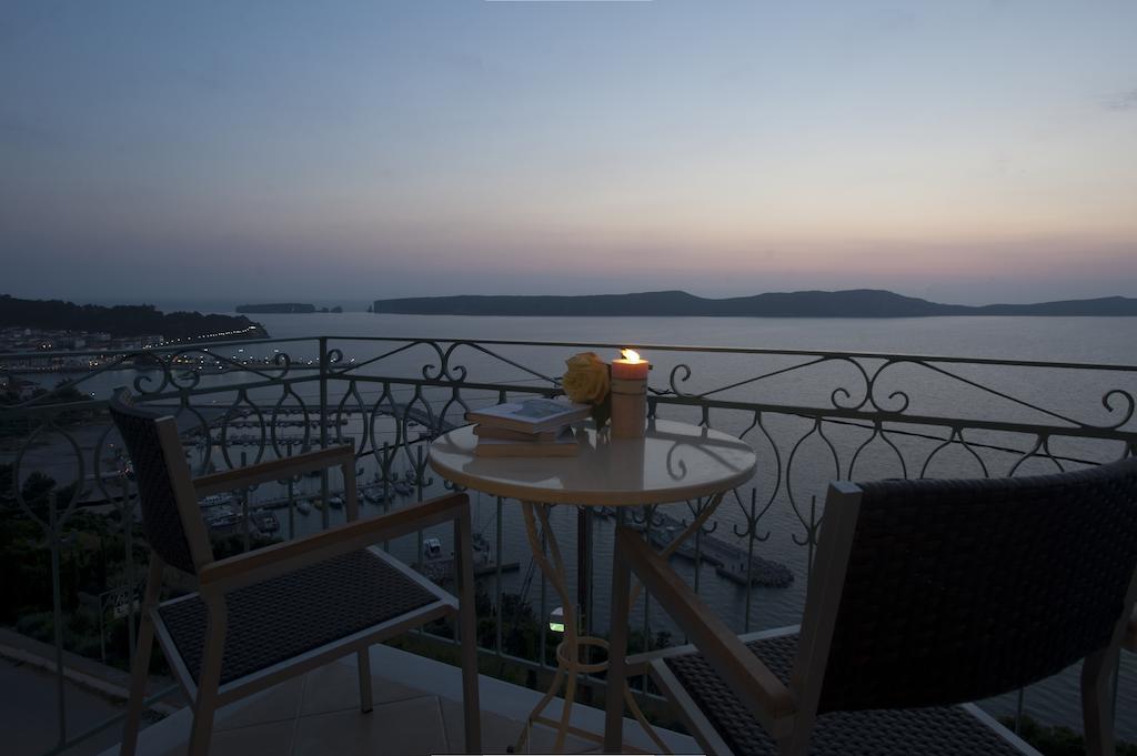 Aparthotel Tina'S House à Pylos Extérieur photo
